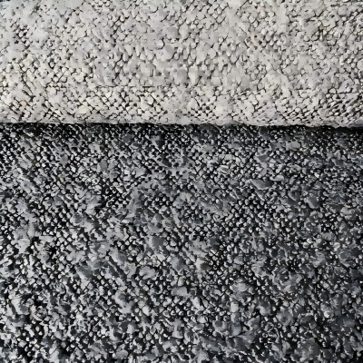 Geen bankscheuren meer, alleen waterdichte chenillestof