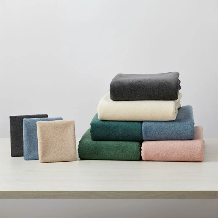 Anti-pil geborstelde stof