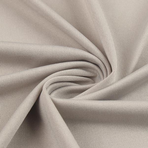 Elastisch gebonden softshell-materiaal
